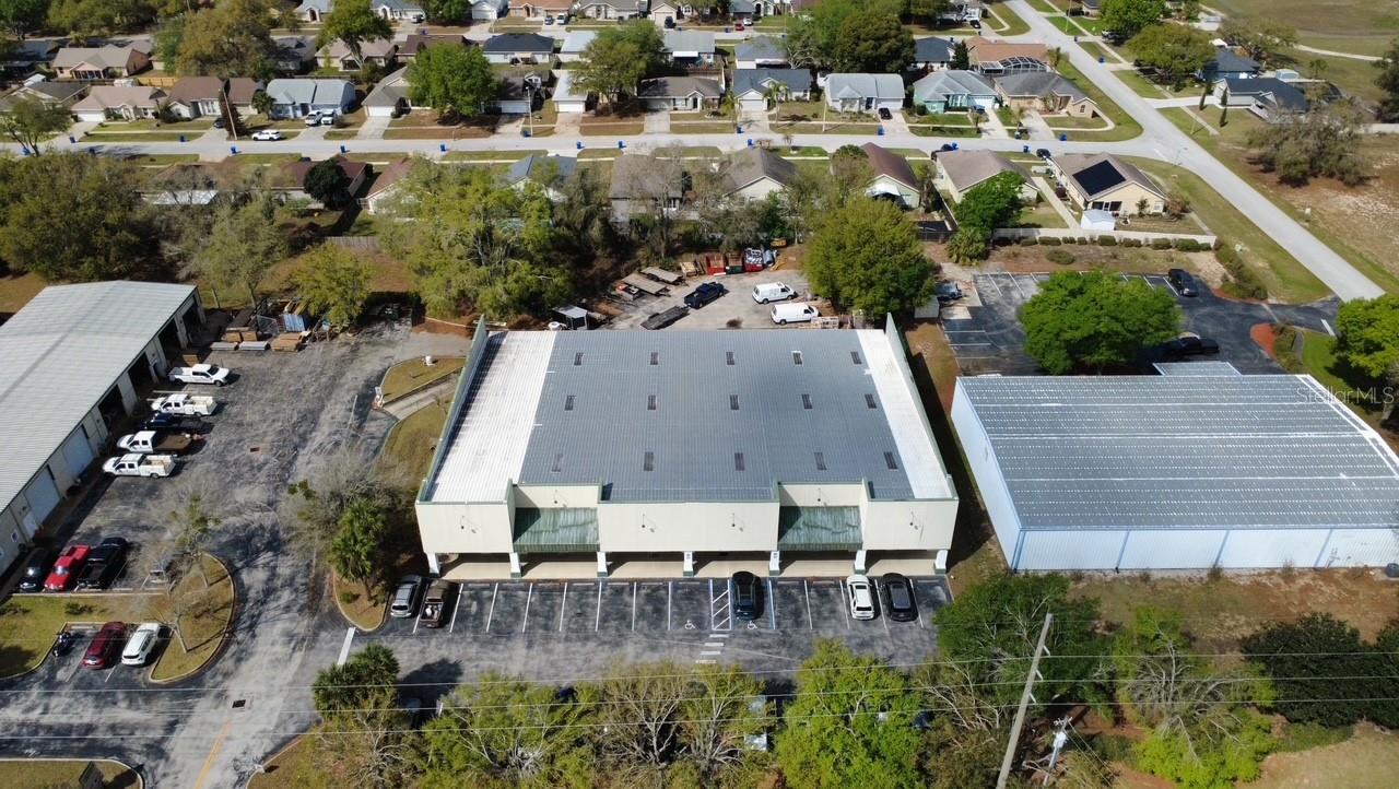 TAVARES LAKESIDE COMMERCE CENTER - Commercial Lease