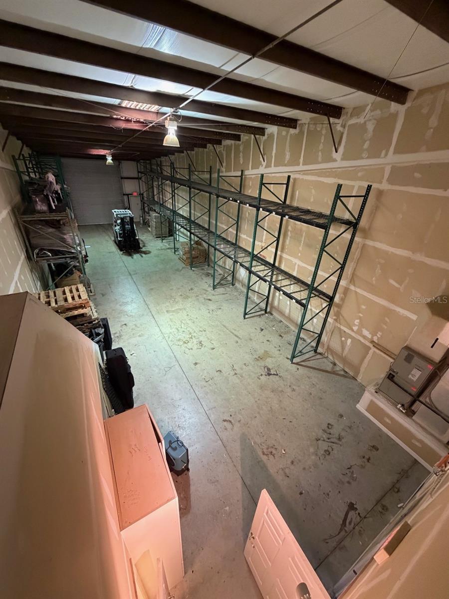 TAVARES LAKESIDE COMMERCE CENTER - Commercial Lease