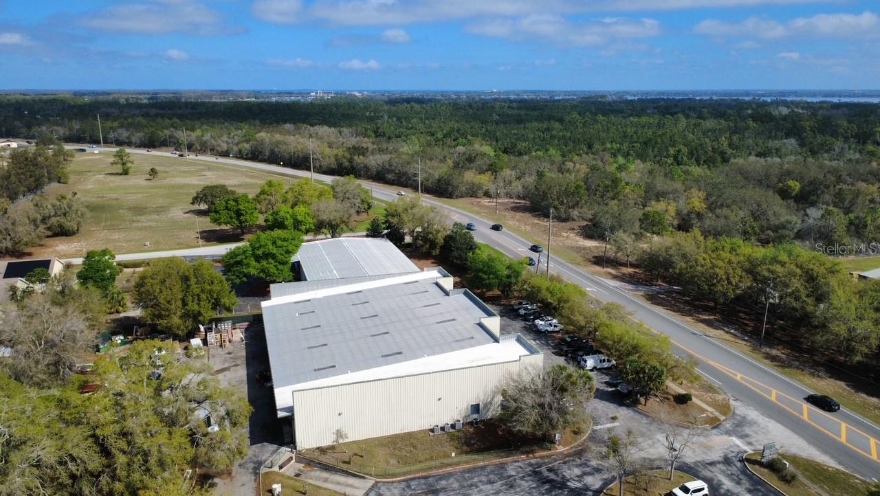 TAVARES LAKESIDE COMMERCE CENTER - Commercial Lease