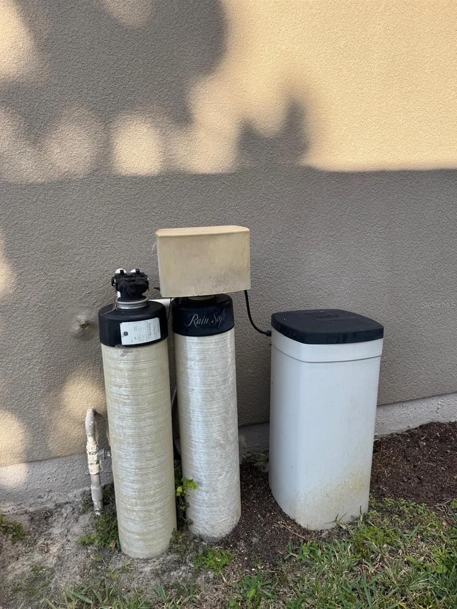 SPRING ISLE - Residential Lease