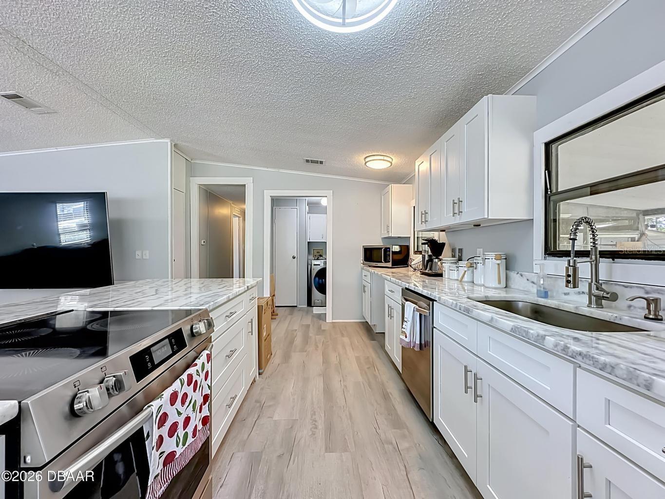 ST JOHNS RIVERSIDE ESTATES RIVEROAKS SEC 1ST ADD - Residential