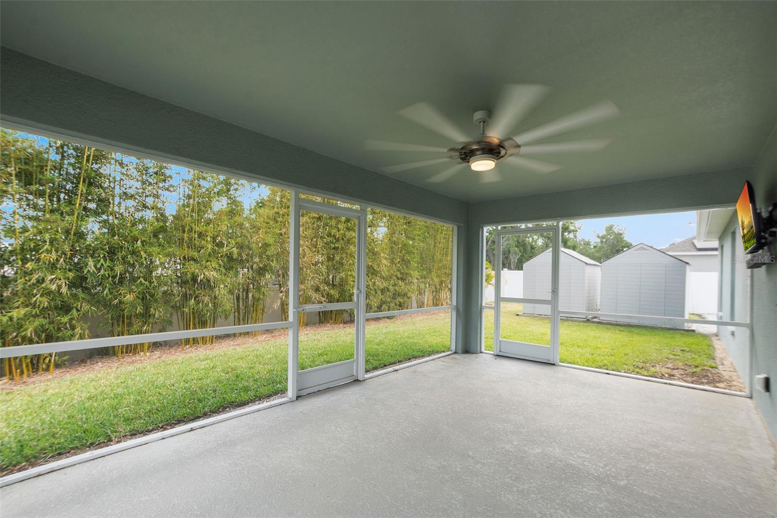 EAGLE LAKE - Residential