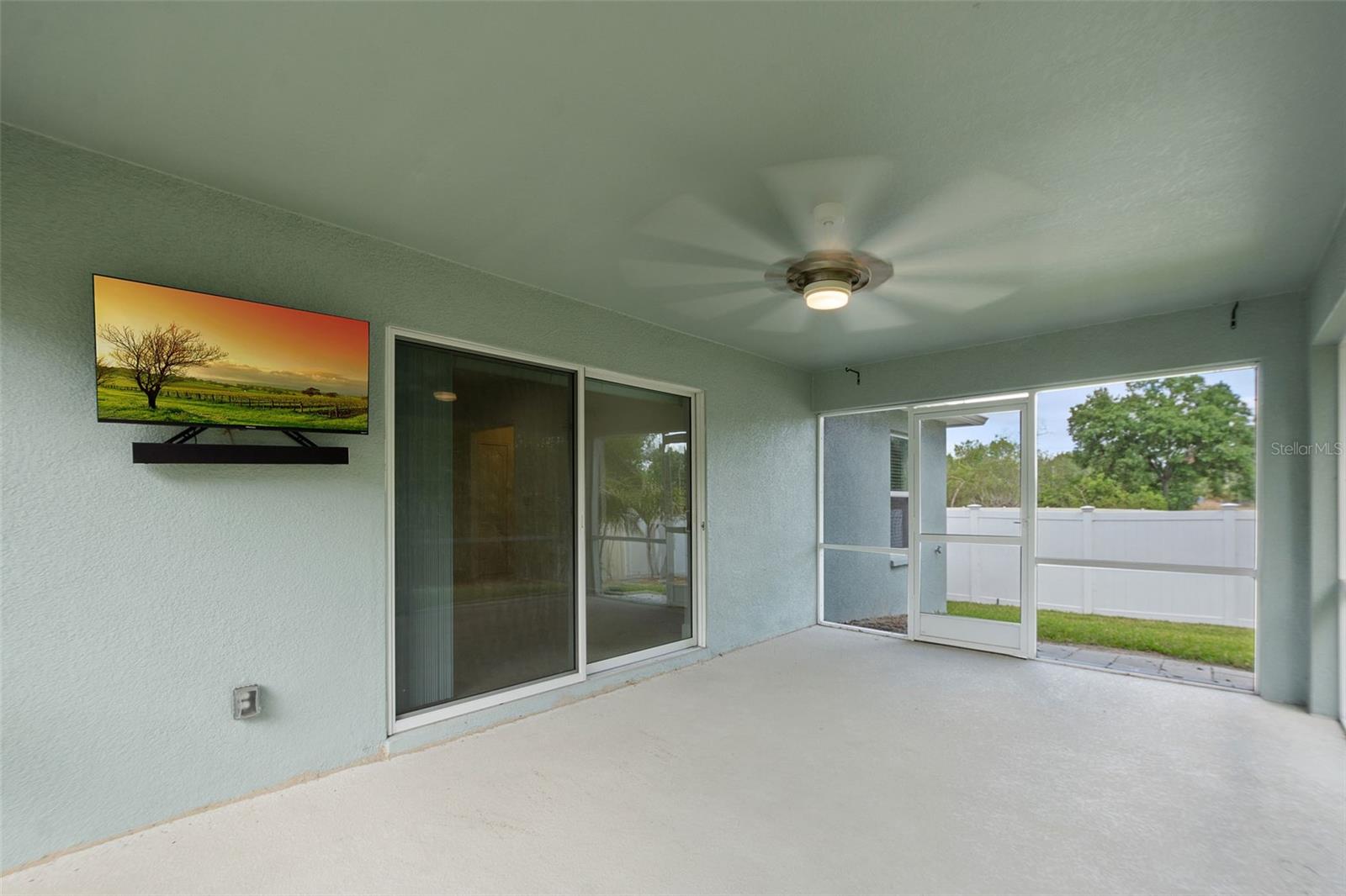 EAGLE LAKE - Residential