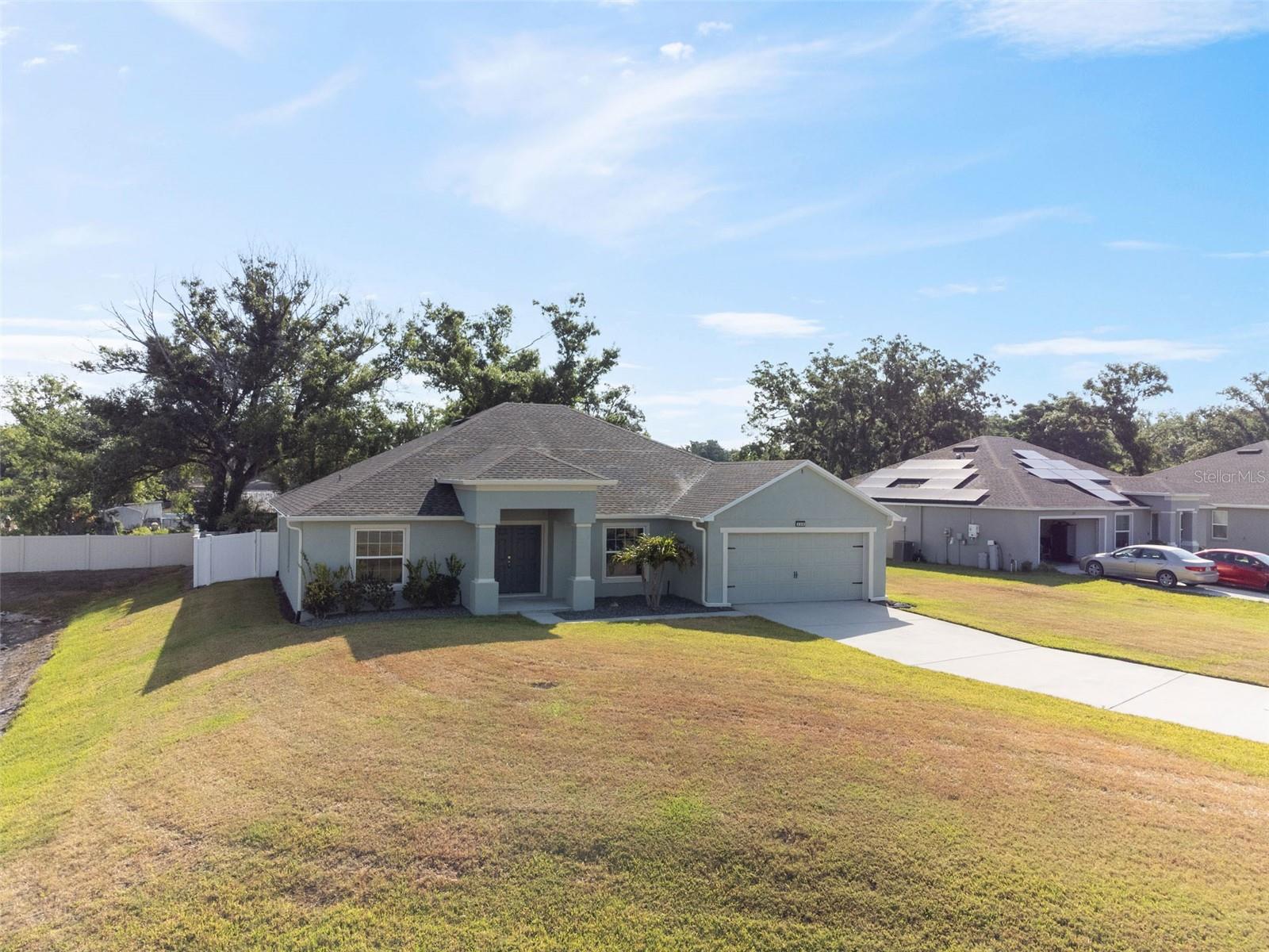 EAGLE LAKE - Residential