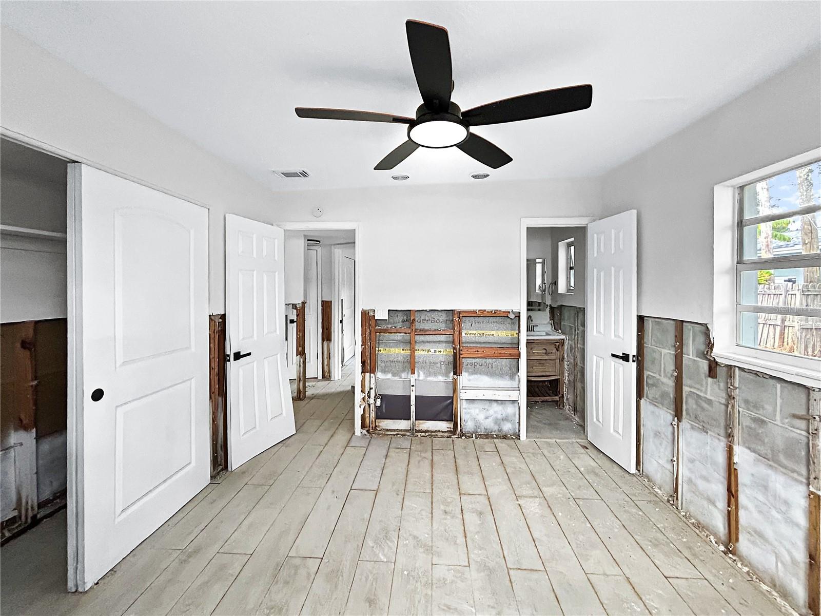 SHOREACRES CENTER - Residential