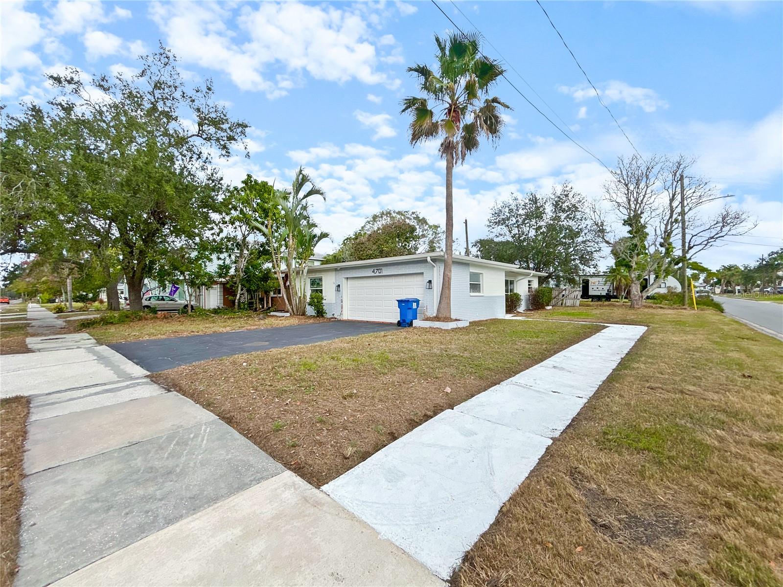 SHOREACRES CENTER - Residential