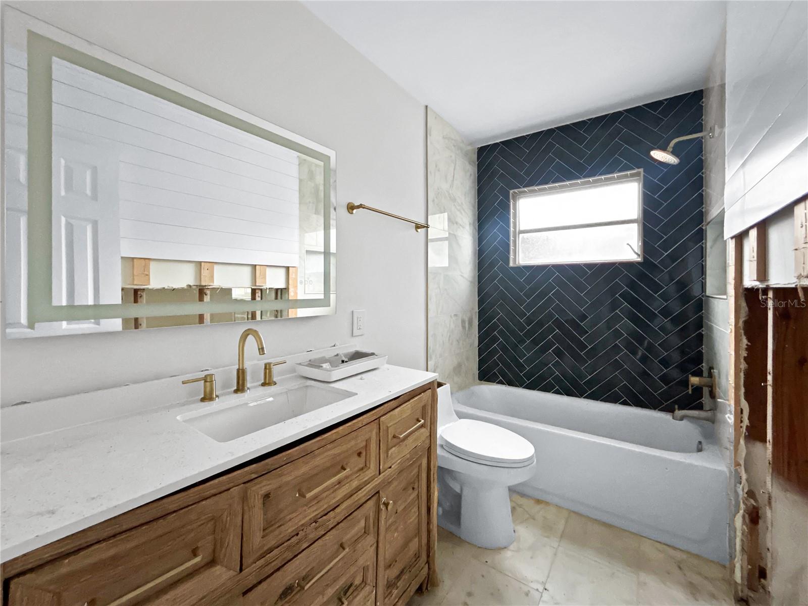 SHOREACRES CENTER - Residential