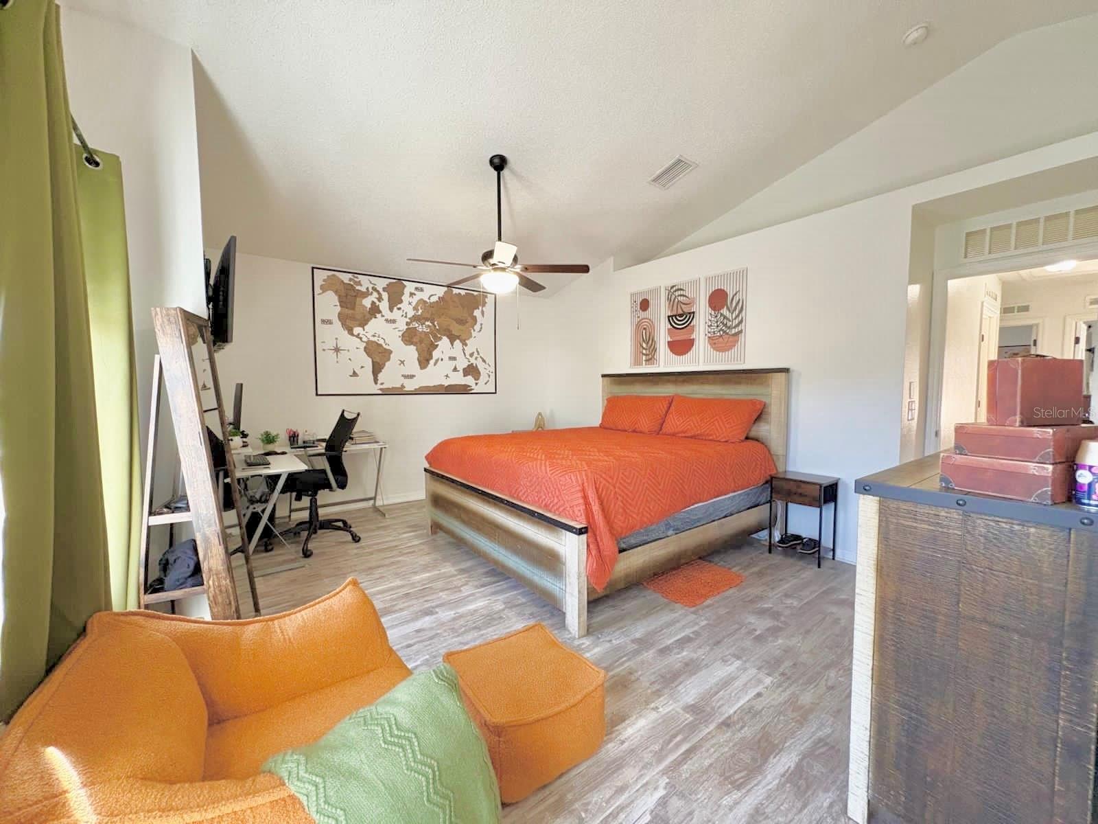 WHISPERING TRAILS PH 01 - Residential