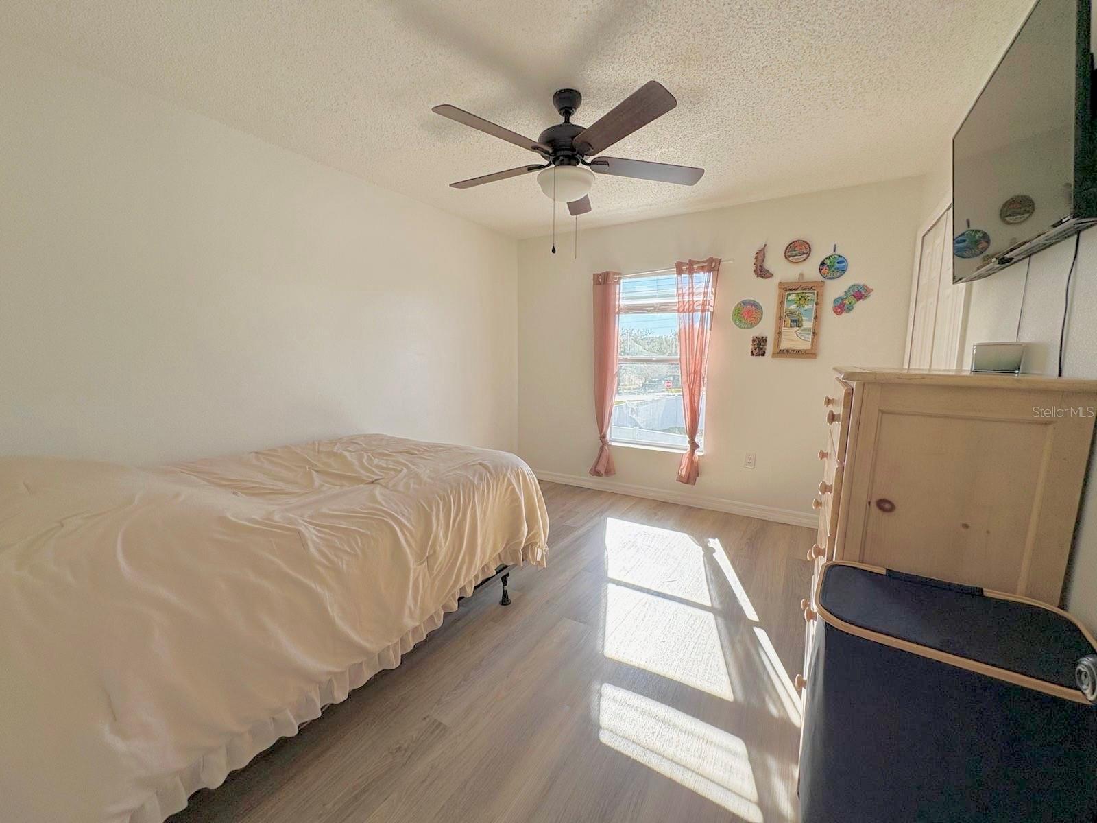 WHISPERING TRAILS PH 01 - Residential