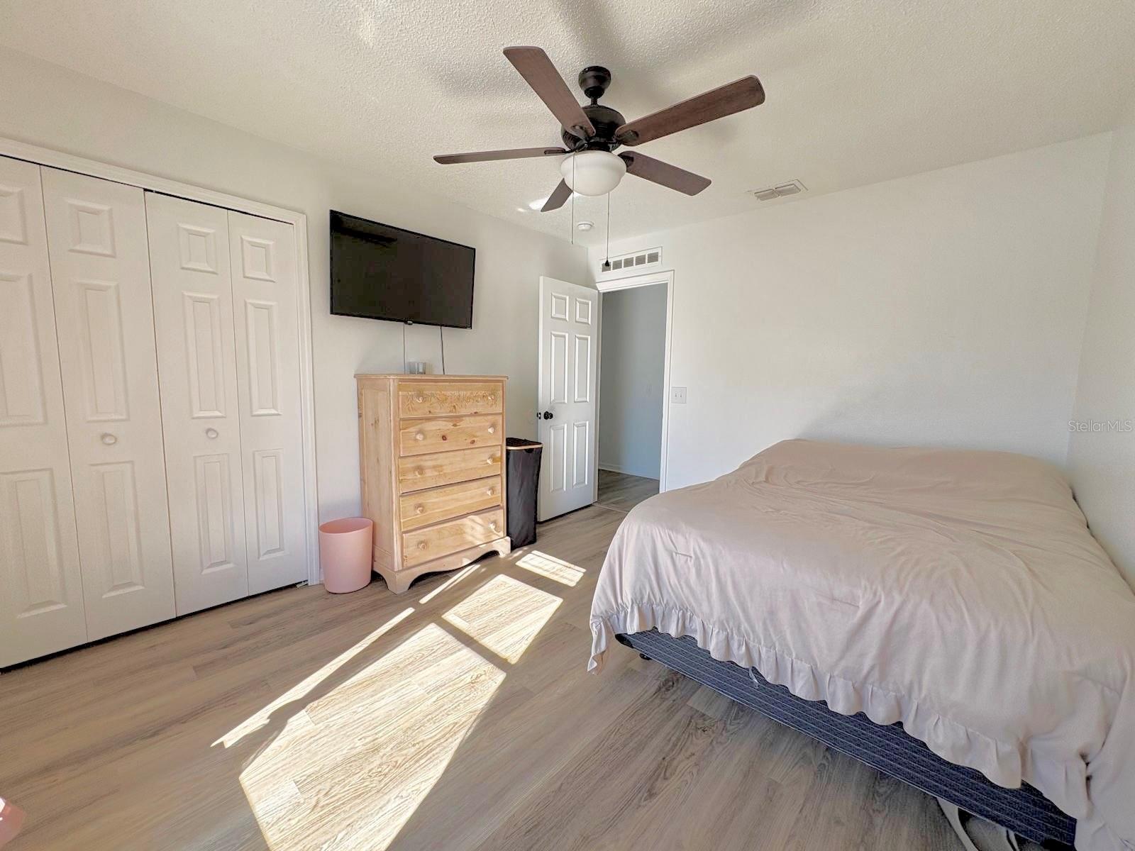 WHISPERING TRAILS PH 01 - Residential