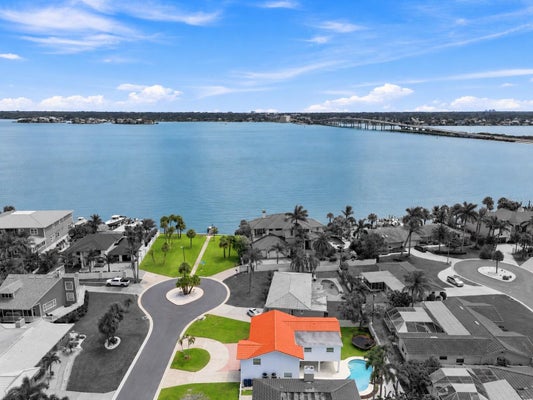 112 16TH ST, BELLEAIR BEACH, FL 33786 - Image fc7c0a7155aefa3cb633028f3f3280b8/268441163