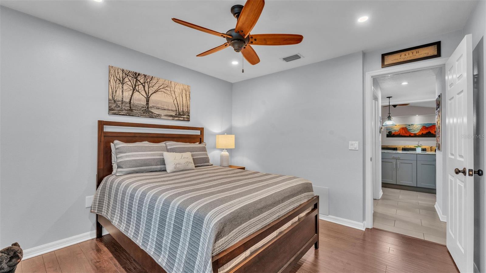 PARKSIDE SOUTH - Residential