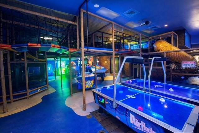 REGAL PALMS AT HIGHLAND RESERVE PH 05 - Residential