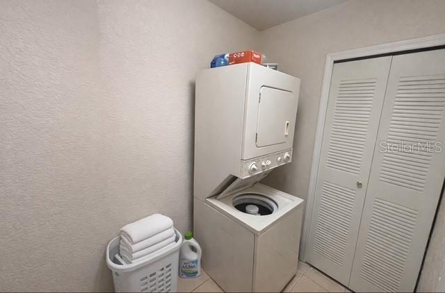 REGAL PALMS AT HIGHLAND RESERVE PH 05 - Residential