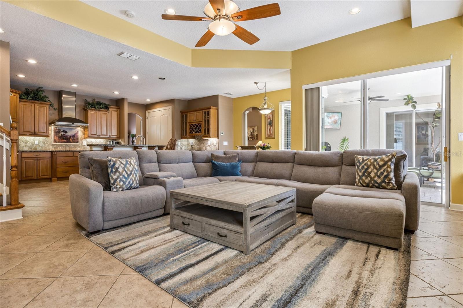 BUCKINGHAM ESTATES PH 2 - Residential