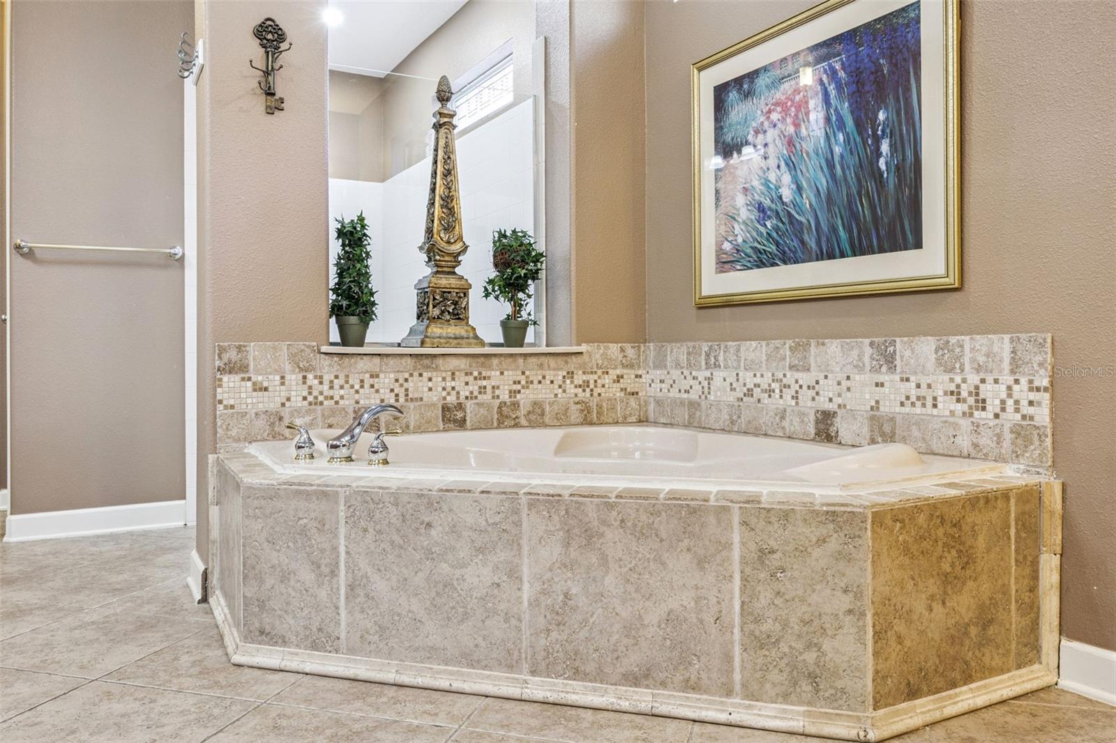 BUCKINGHAM ESTATES PH 2 - Residential