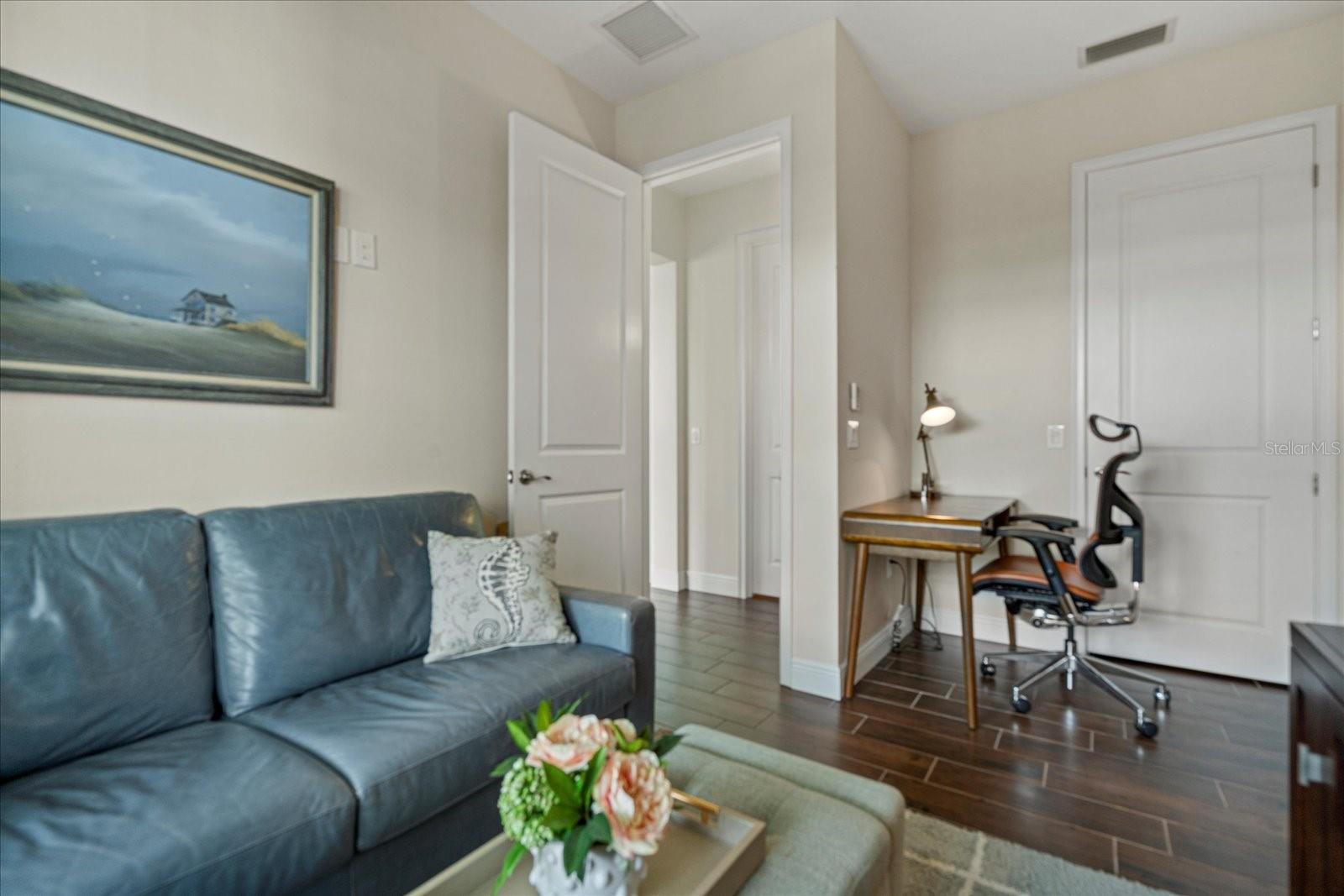 SHAKETT CREEK POINTE - Residential