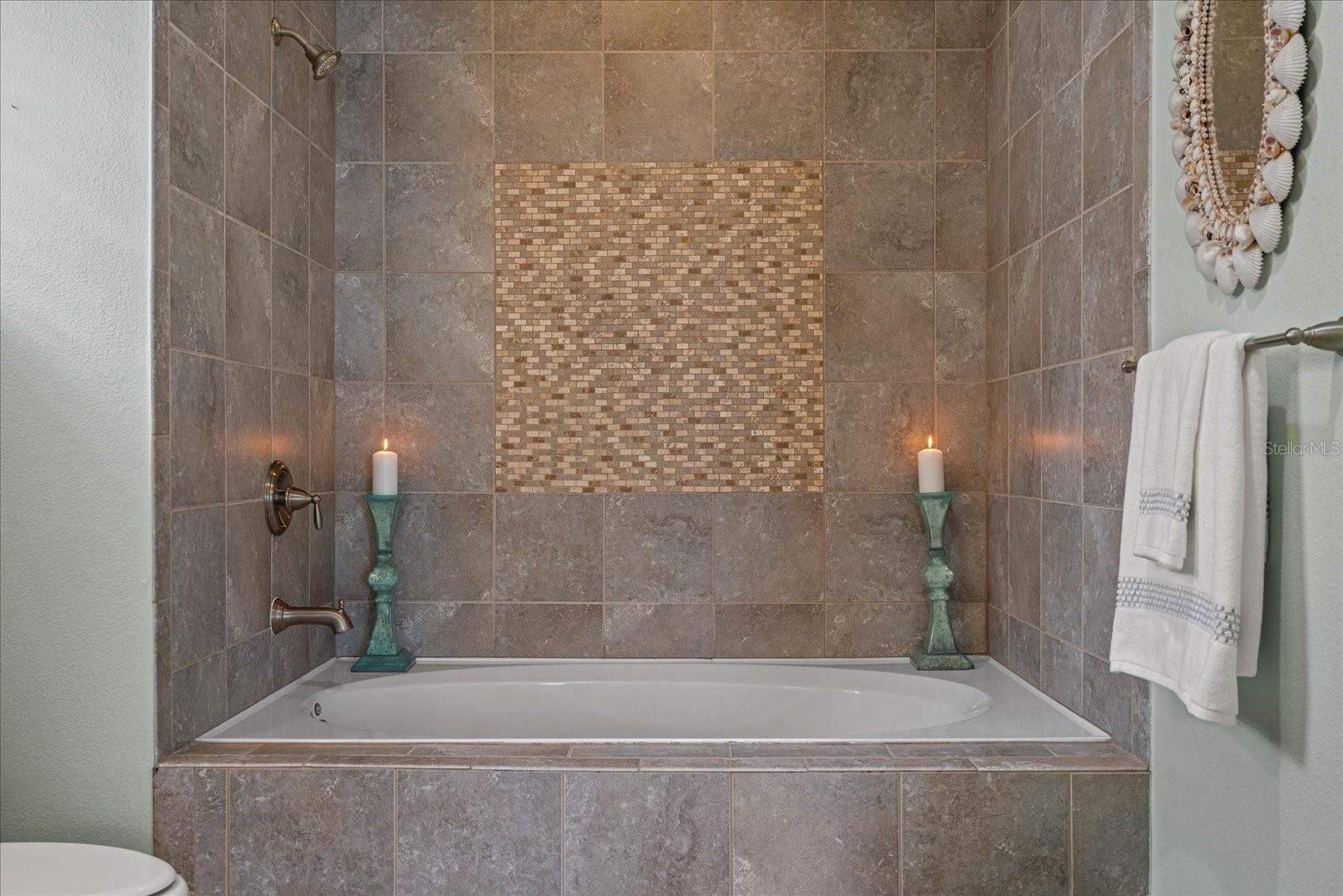 SHAKETT CREEK POINTE - Residential