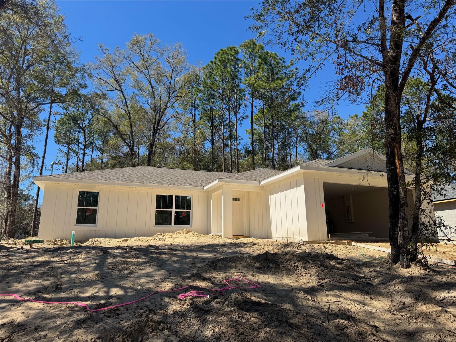 214 E CALDWELL DRIVE