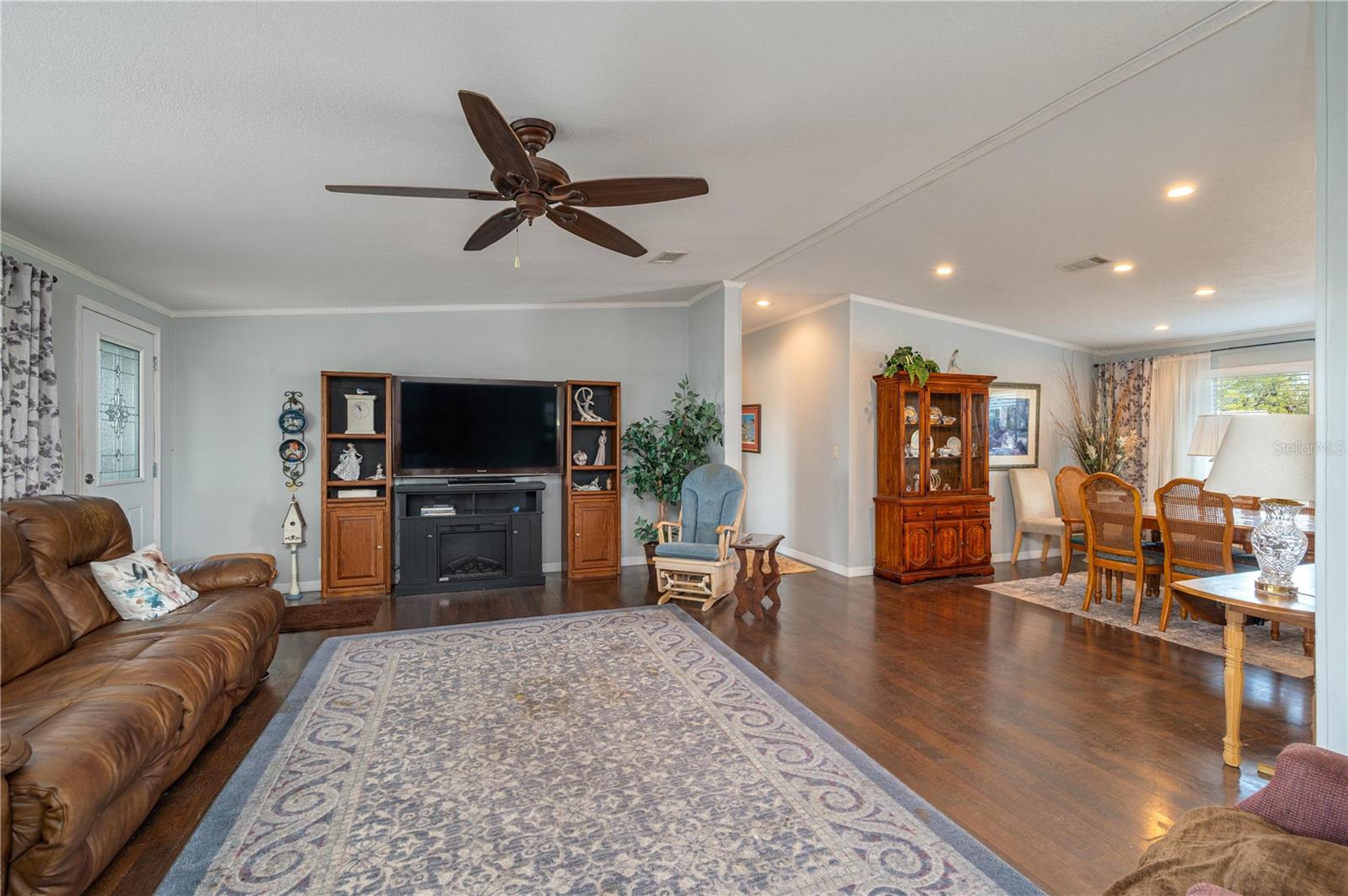 LAKE LOWERY HILL - Residential