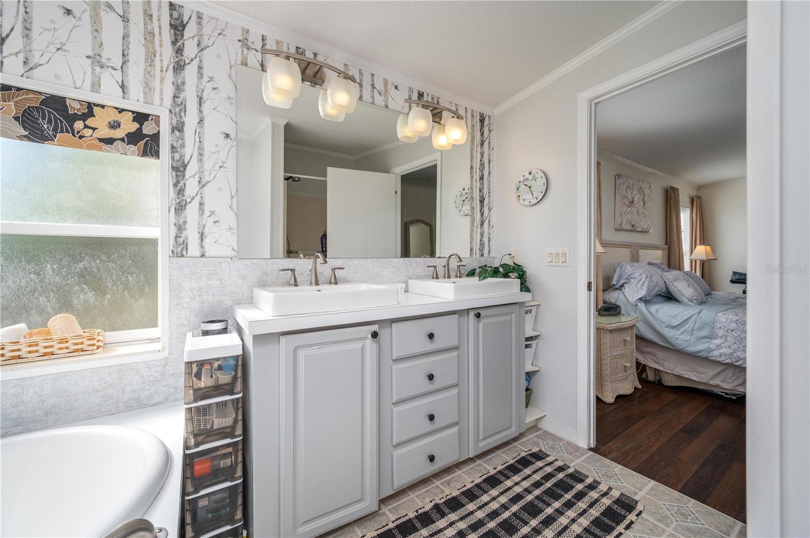 LAKE LOWERY HILL - Residential