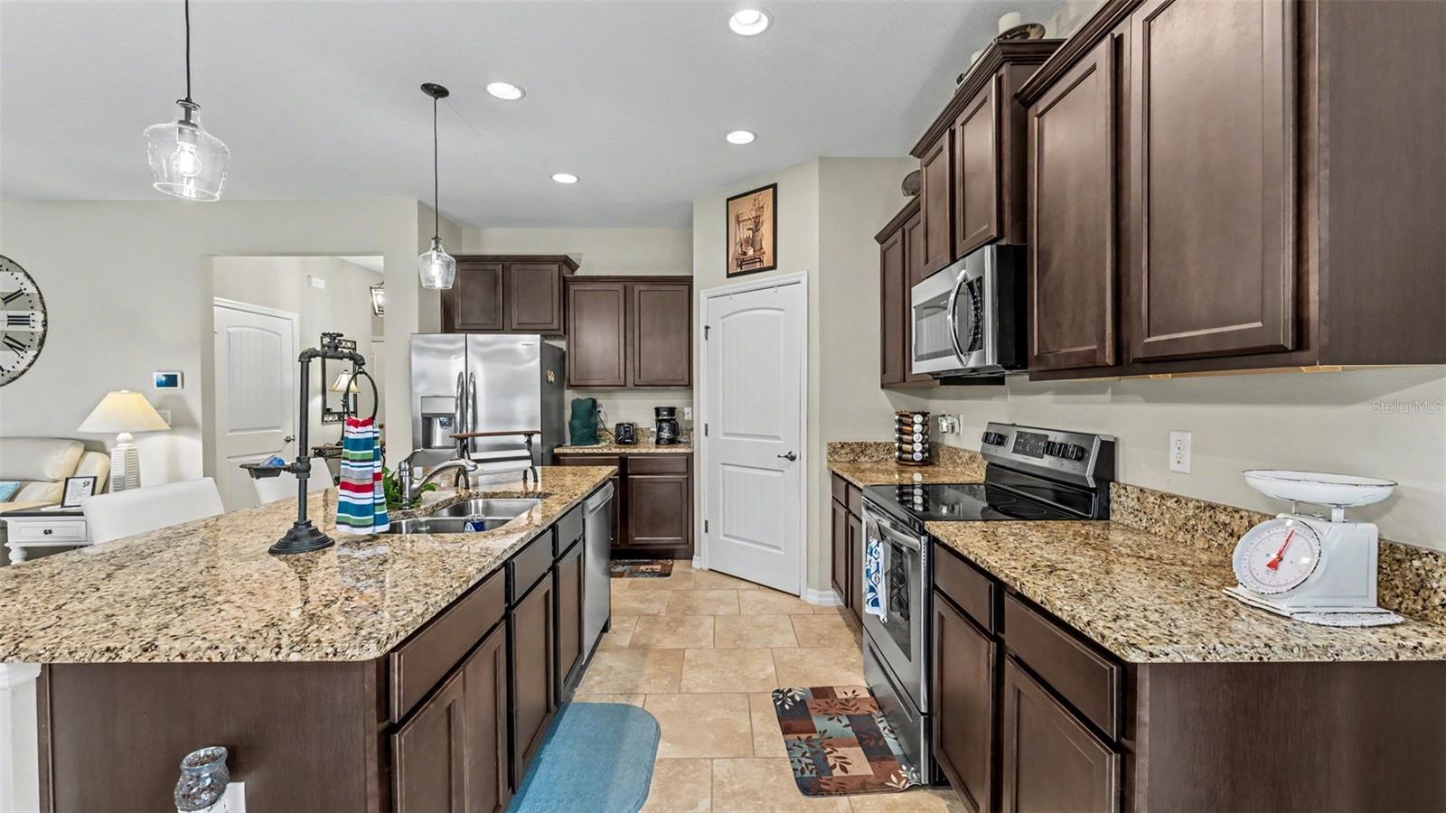 2595 CANYON CREST DRIVE