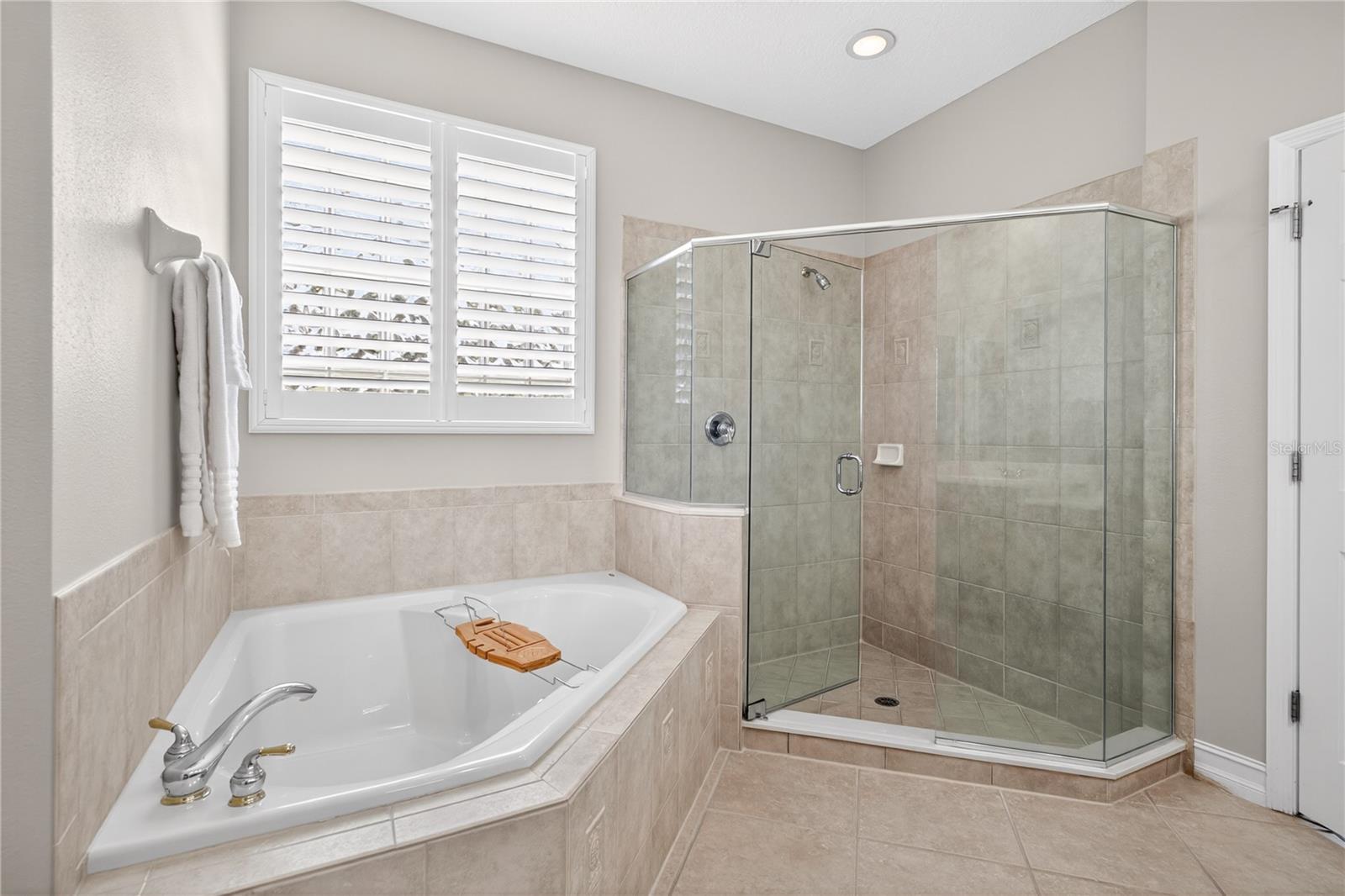 LAKE FOREST SECTION 16 - Residential