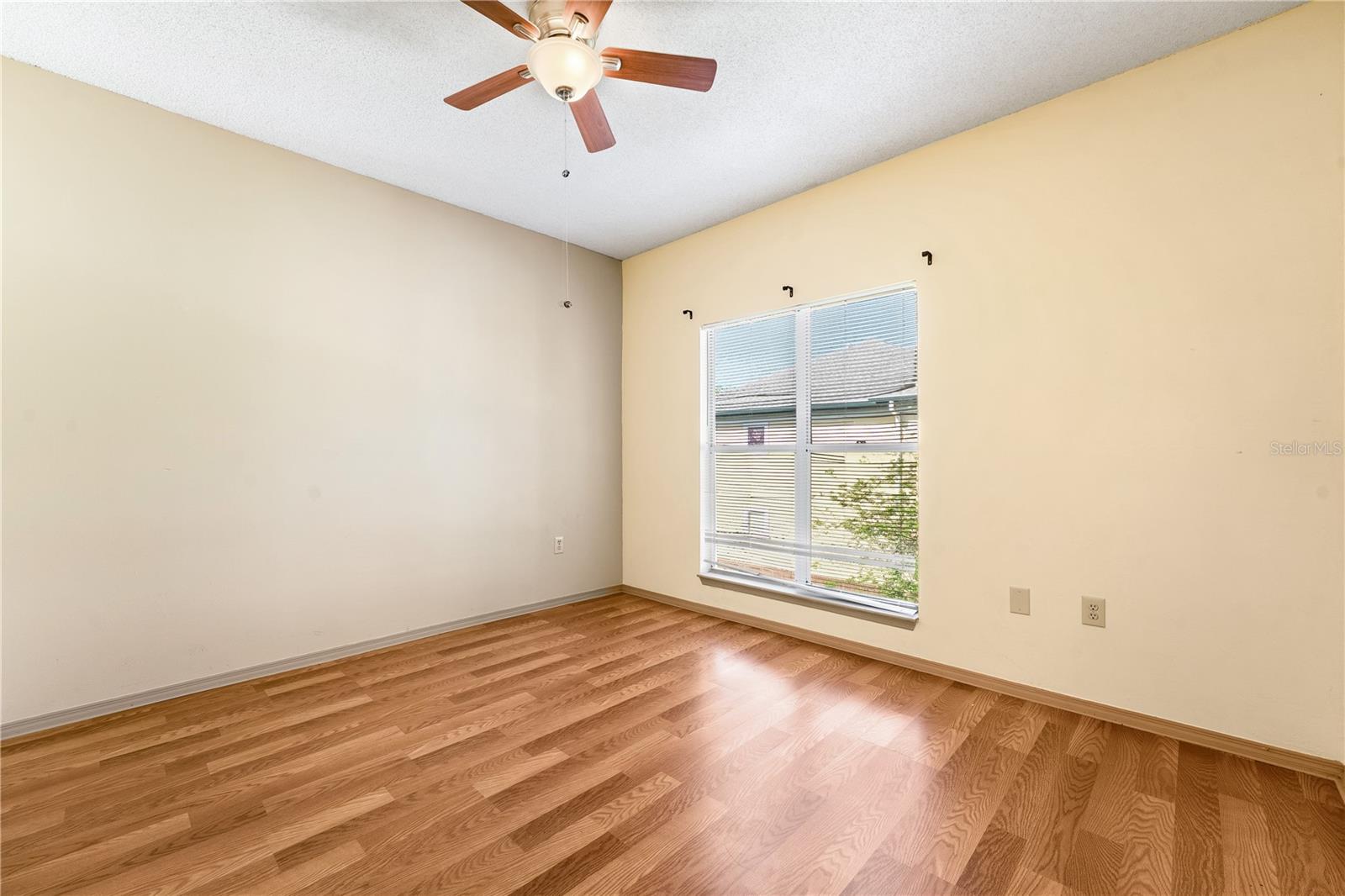 THE LANDINGS OF TAMPA A CONDOM - Residential