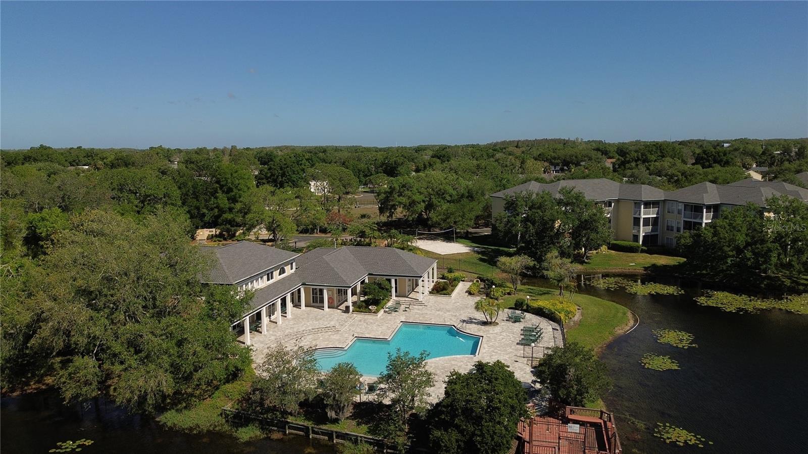 THE LANDINGS OF TAMPA A CONDOM - Residential