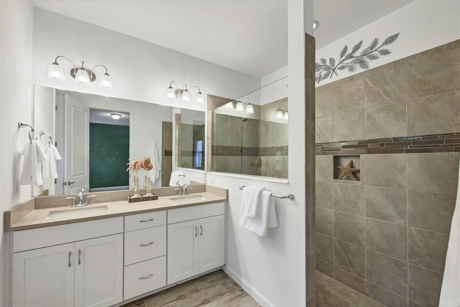 RENAISSANCE AT WEST VILLAGES PHASE 1 - Residential