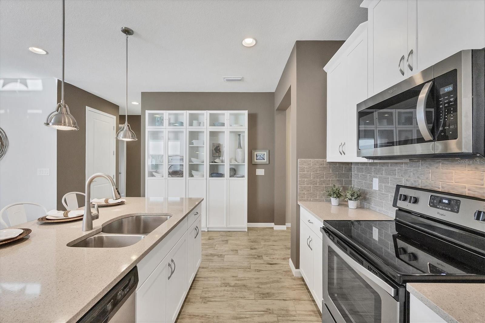 RENAISSANCE AT WEST VILLAGES PHASE 1 - Residential