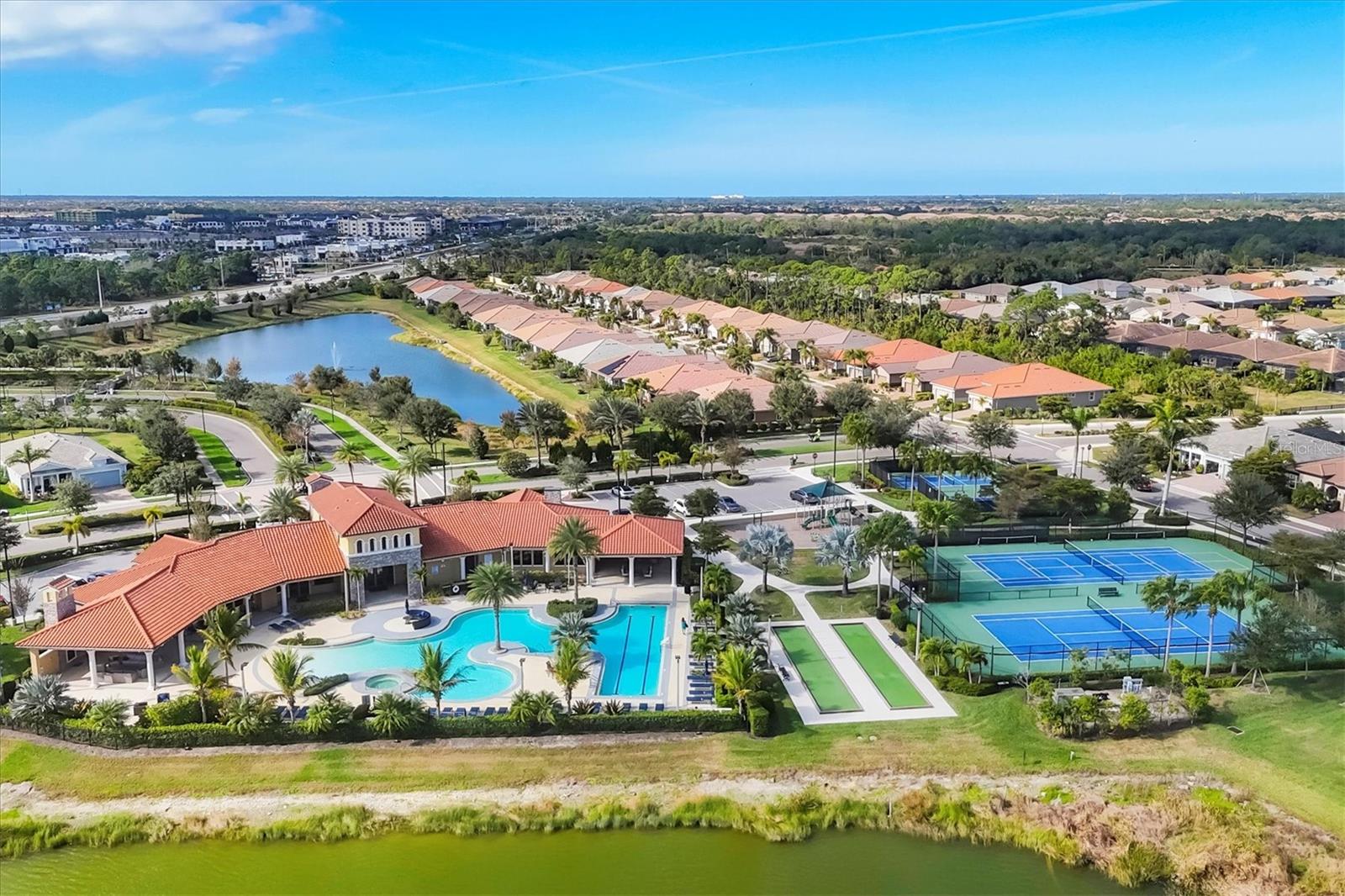 RENAISSANCE AT WEST VILLAGES PHASE 1 - Residential