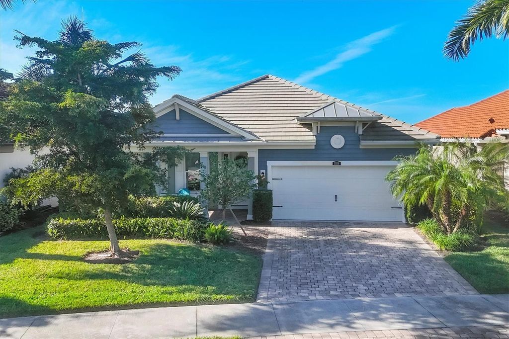 Photo of 11516 Renaissance Boulevard, Venice, FL 34293 (MLS # N6141924)