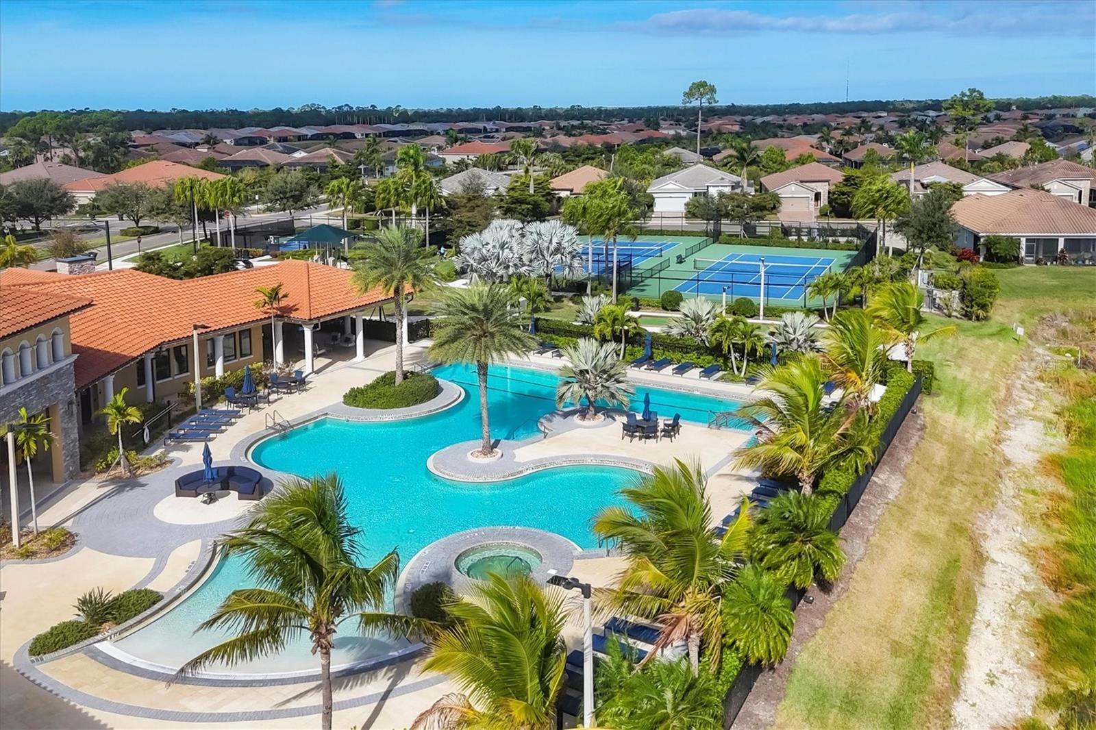 RENAISSANCE AT WEST VILLAGES PHASE 1 - Residential