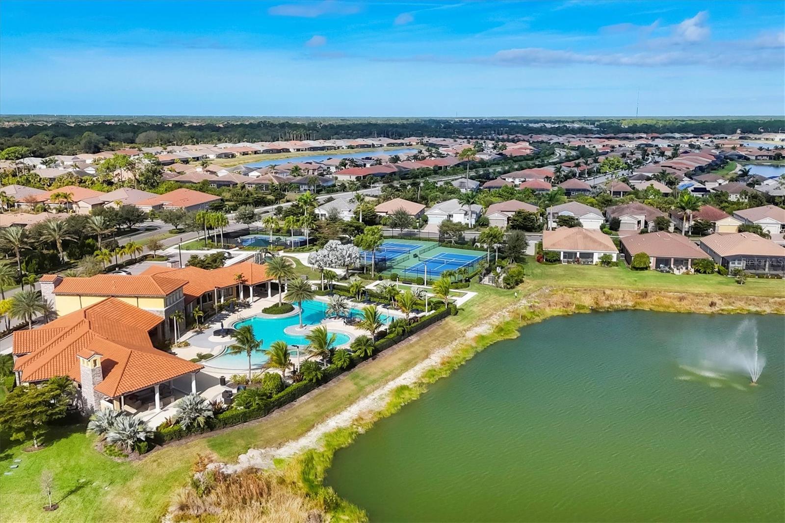 RENAISSANCE AT WEST VILLAGES PHASE 1 - Residential