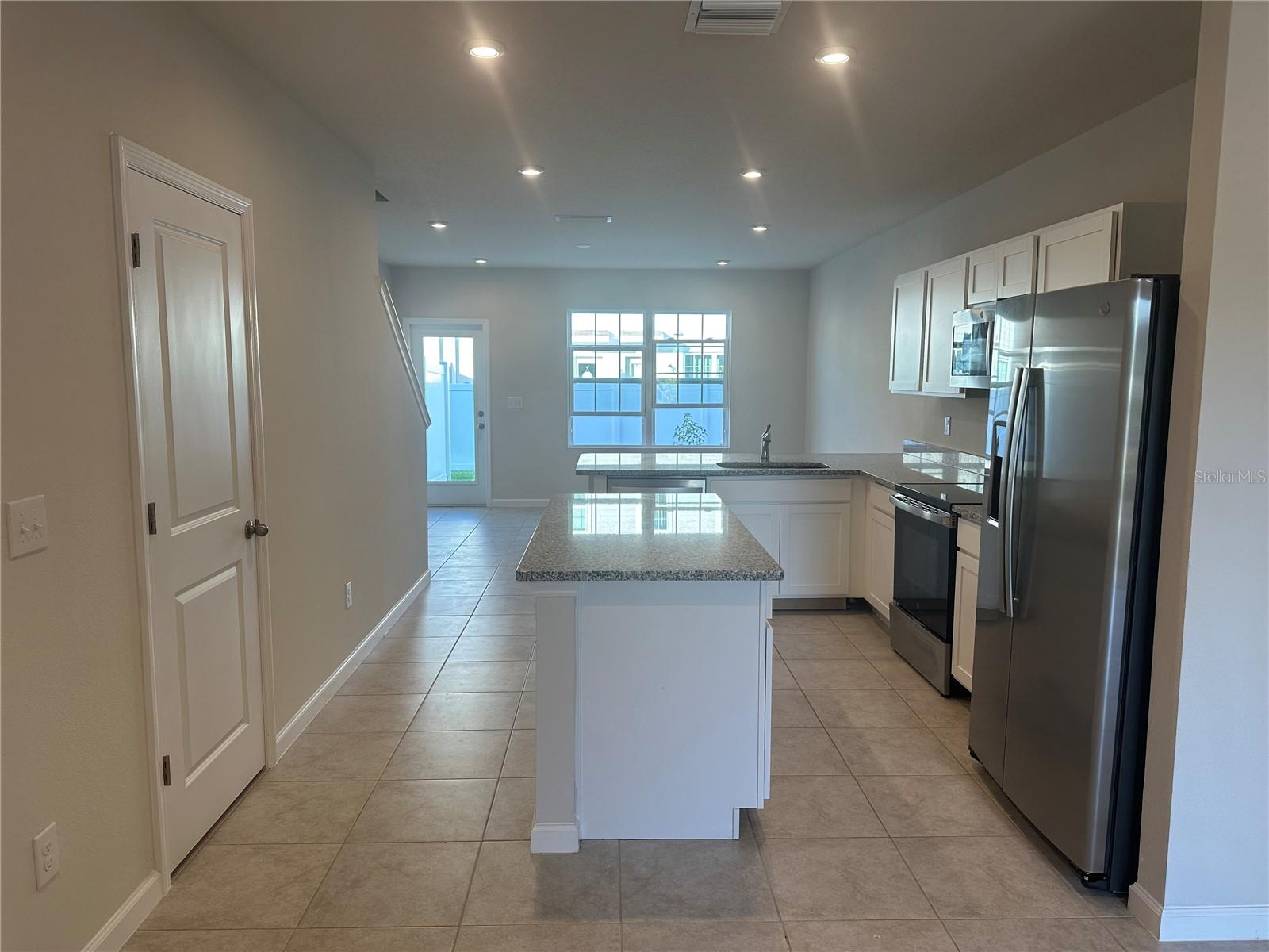 14151 CRIMSON AVENUE