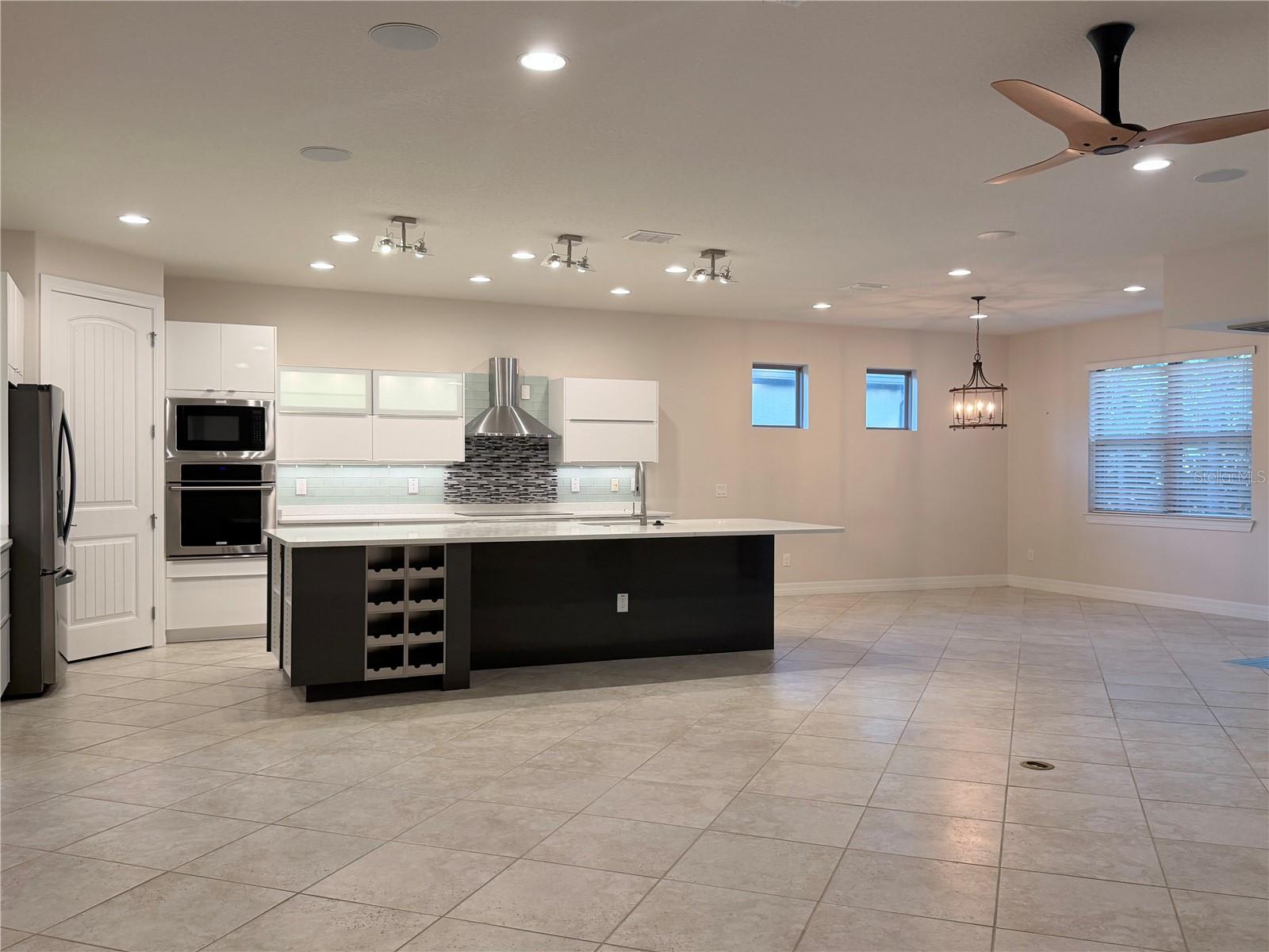 STONE CRK/DEL WEBB ARLINGTON P - Residential Lease