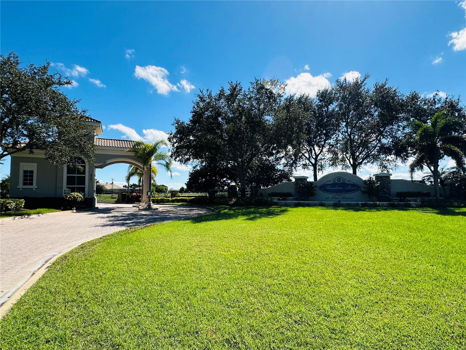 2820 SW STONEYBROOK WAY