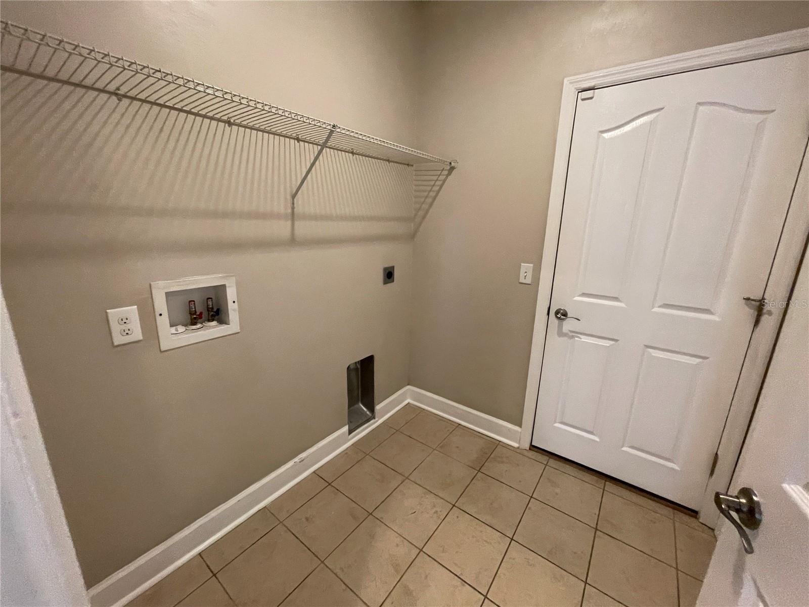 PORTOFINO - Residential Lease