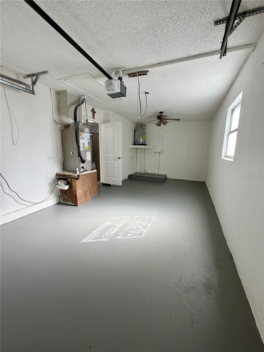 PALM LAKES TERRACE - Residential Lease