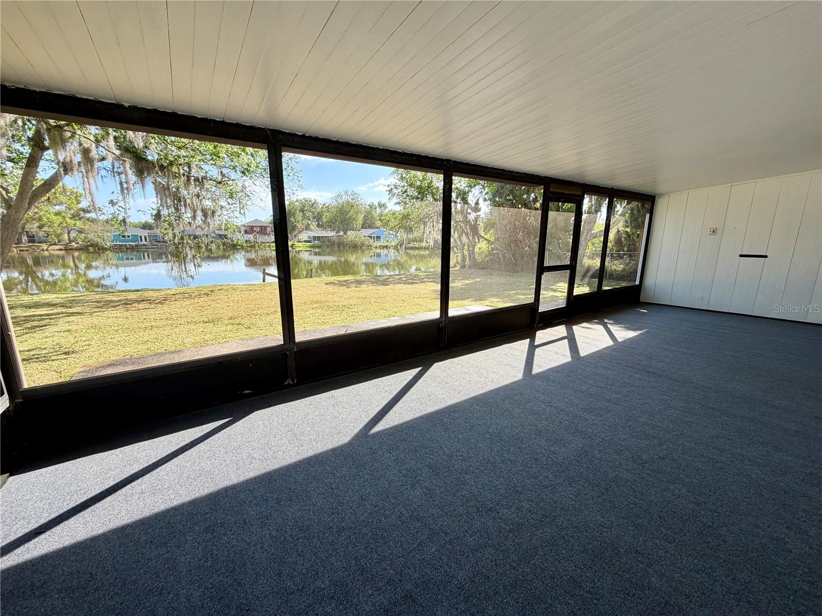 PALM LAKES TERRACE - Residential Lease