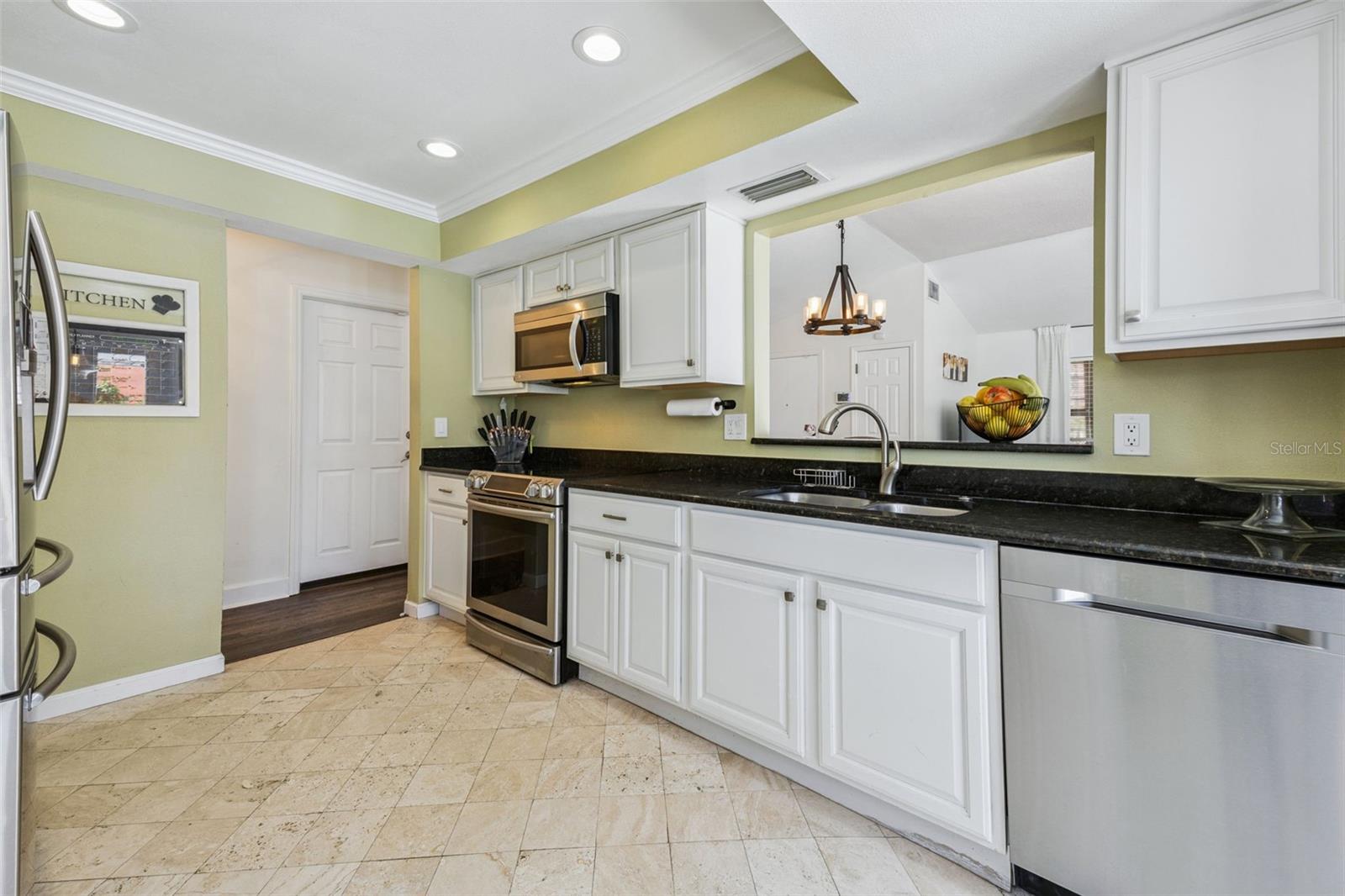 ISLAND CLUB AT ROSEMONT CONDO PH 07 - Residential