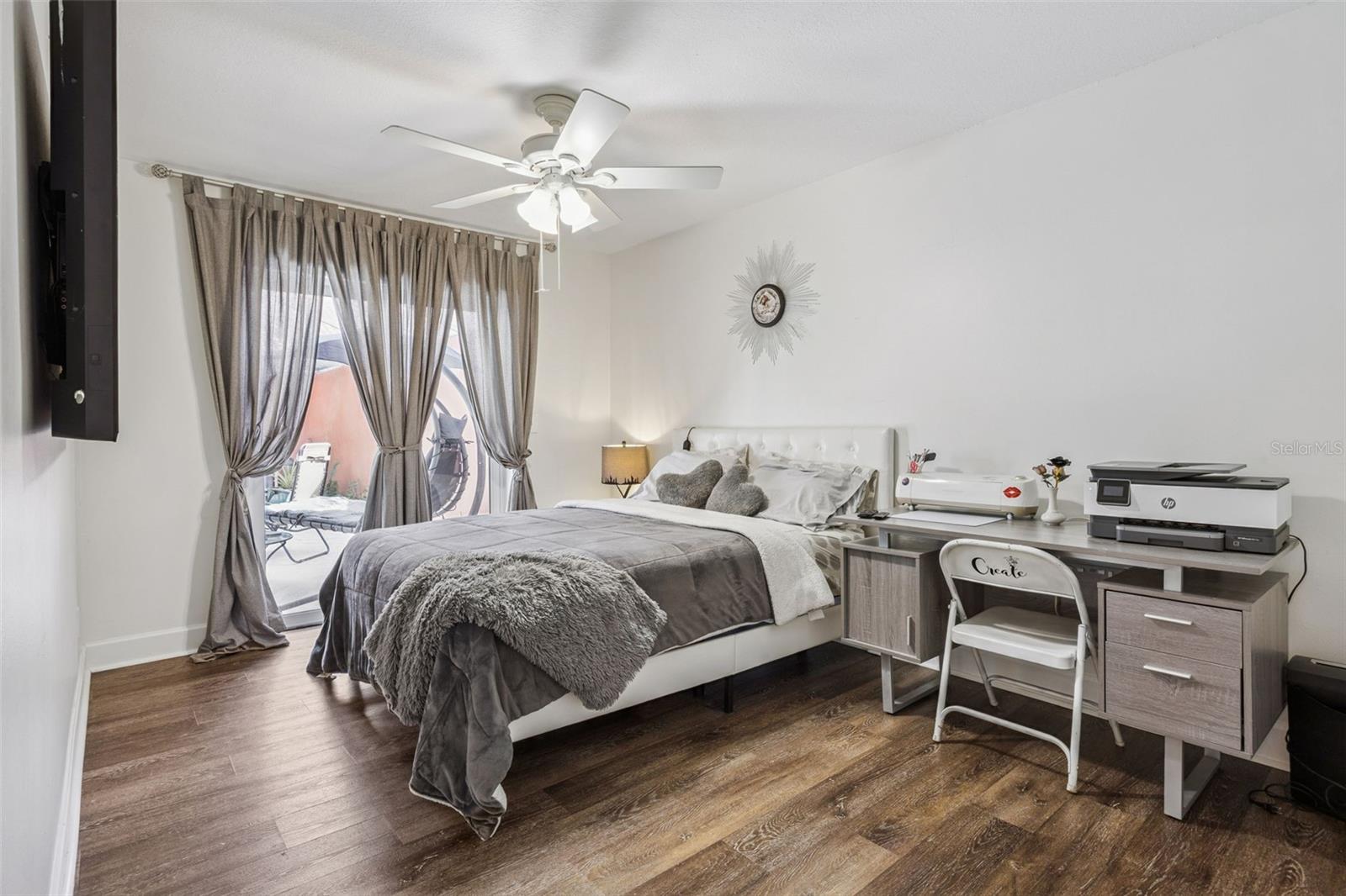 ISLAND CLUB AT ROSEMONT CONDO PH 07 - Residential