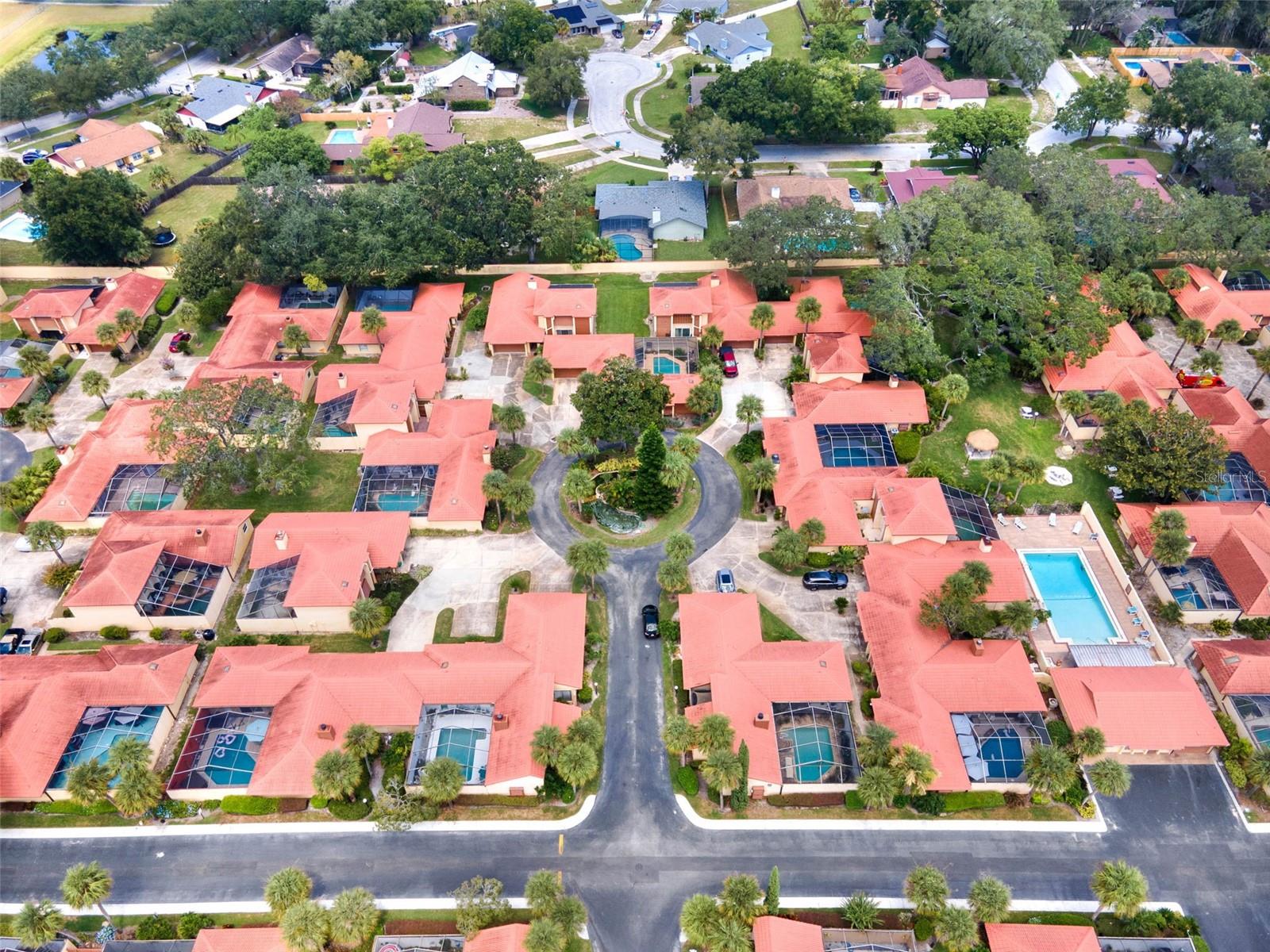 ISLAND CLUB AT ROSEMONT CONDO PH 07 - Residential