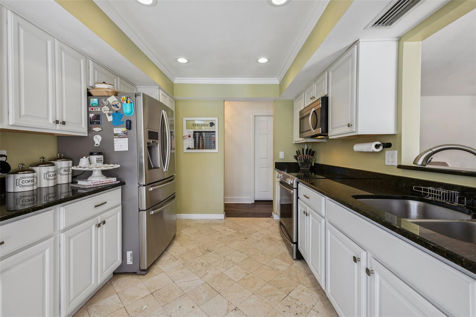 ISLAND CLUB AT ROSEMONT CONDO PH 07 - Residential