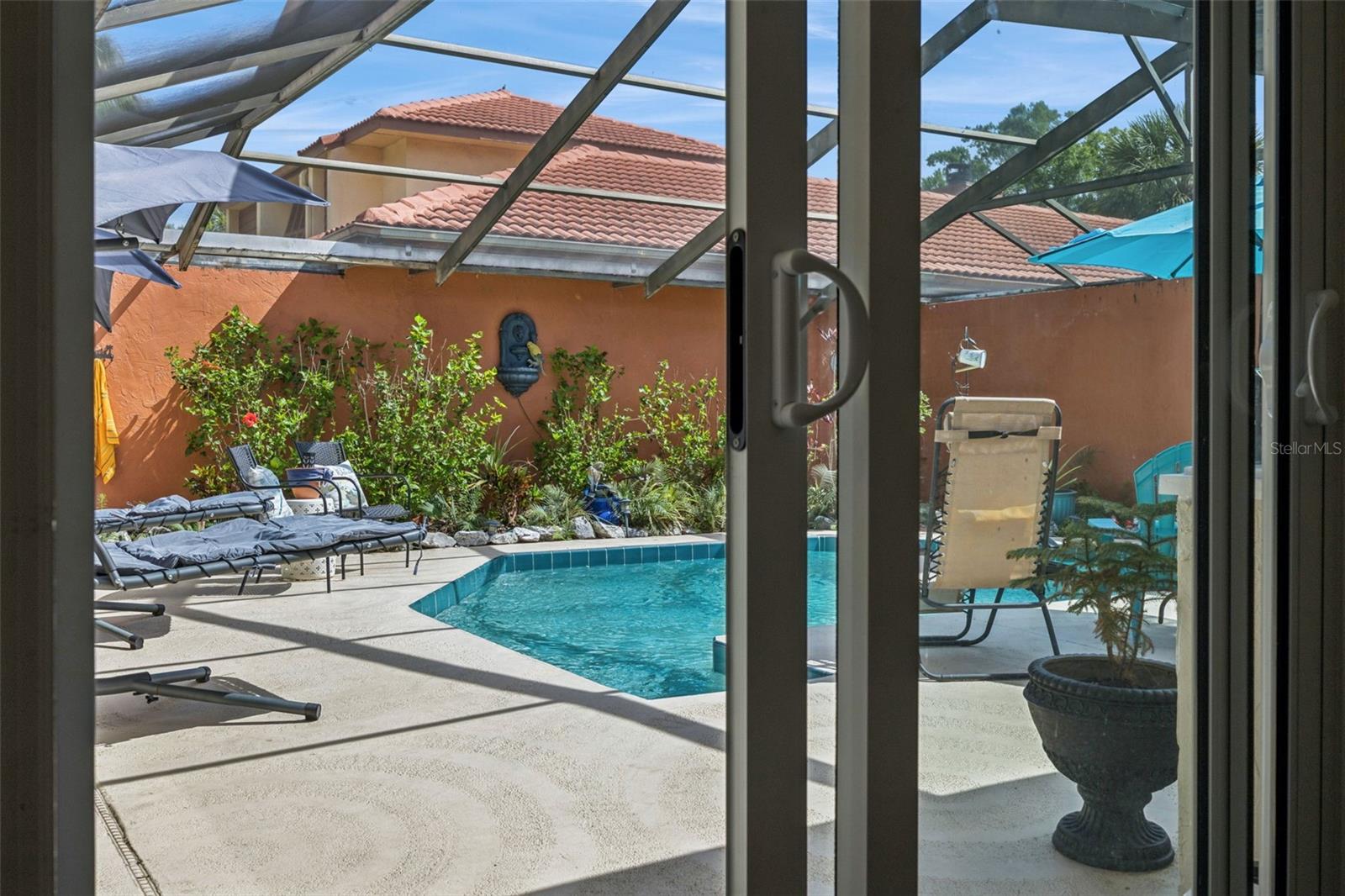 ISLAND CLUB AT ROSEMONT CONDO PH 07 - Residential