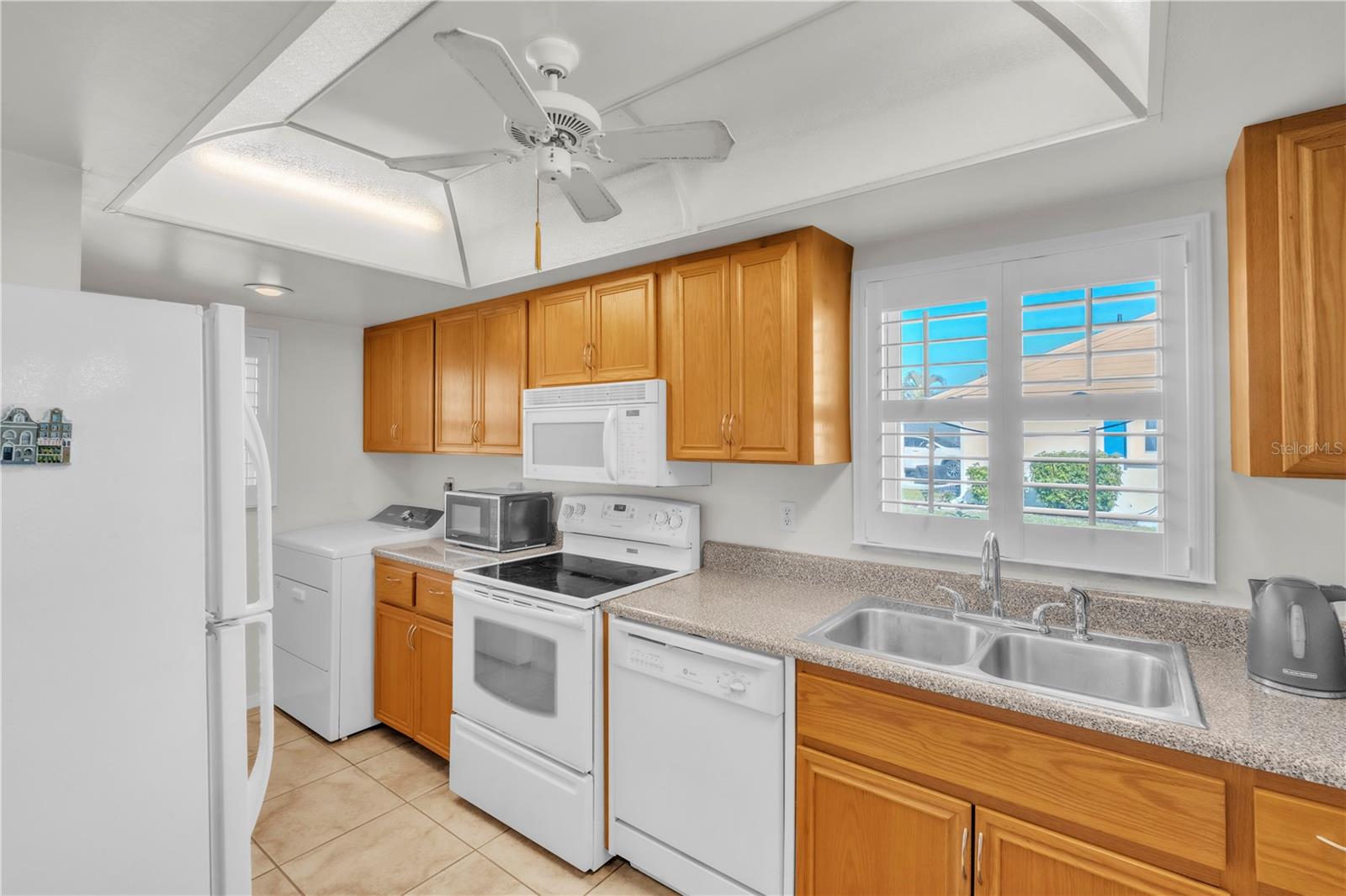 4515 MOUNT VERNON DRIVE