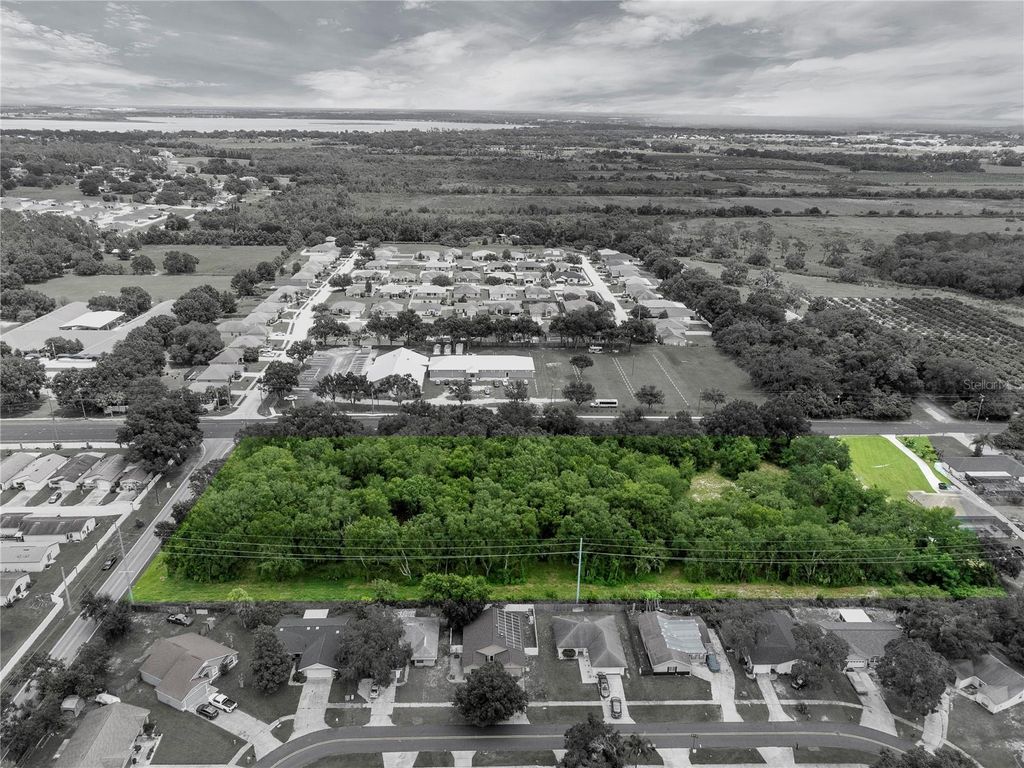 Photo of 2400 Buckeye Road NE, Winter Haven, FL 33881 (MLS # P4936046)