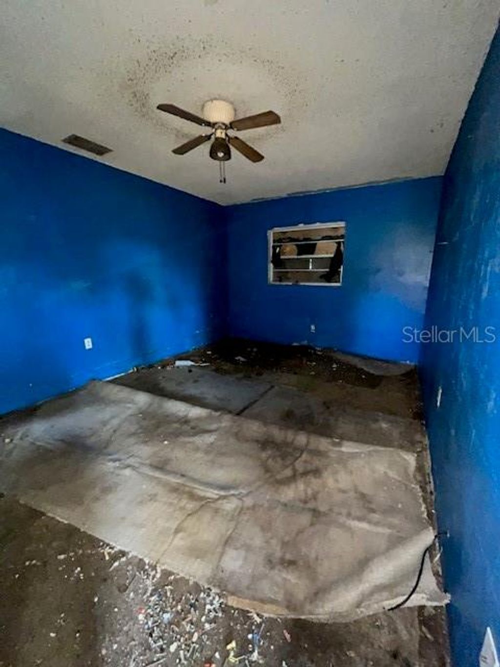 Photo of 103 Hughes Avenue, Sanford, FL 32771 (MLS # O6350852)