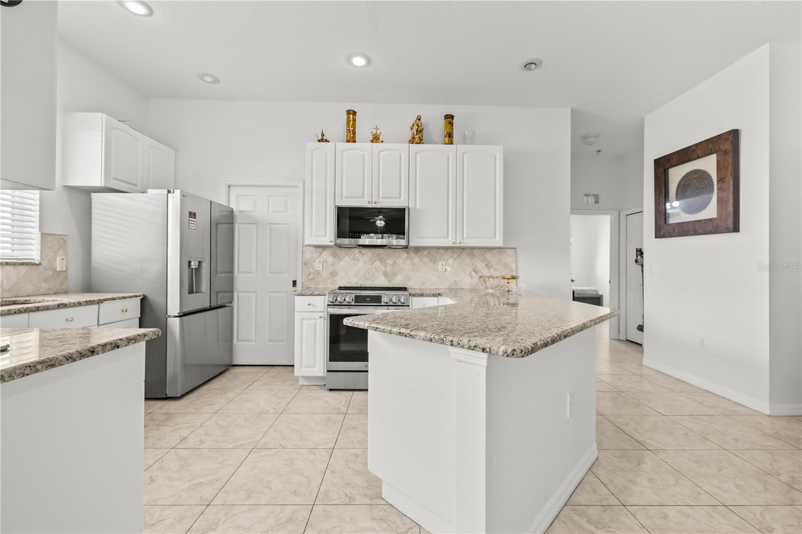 2652 TOTTENHAM DRIVE